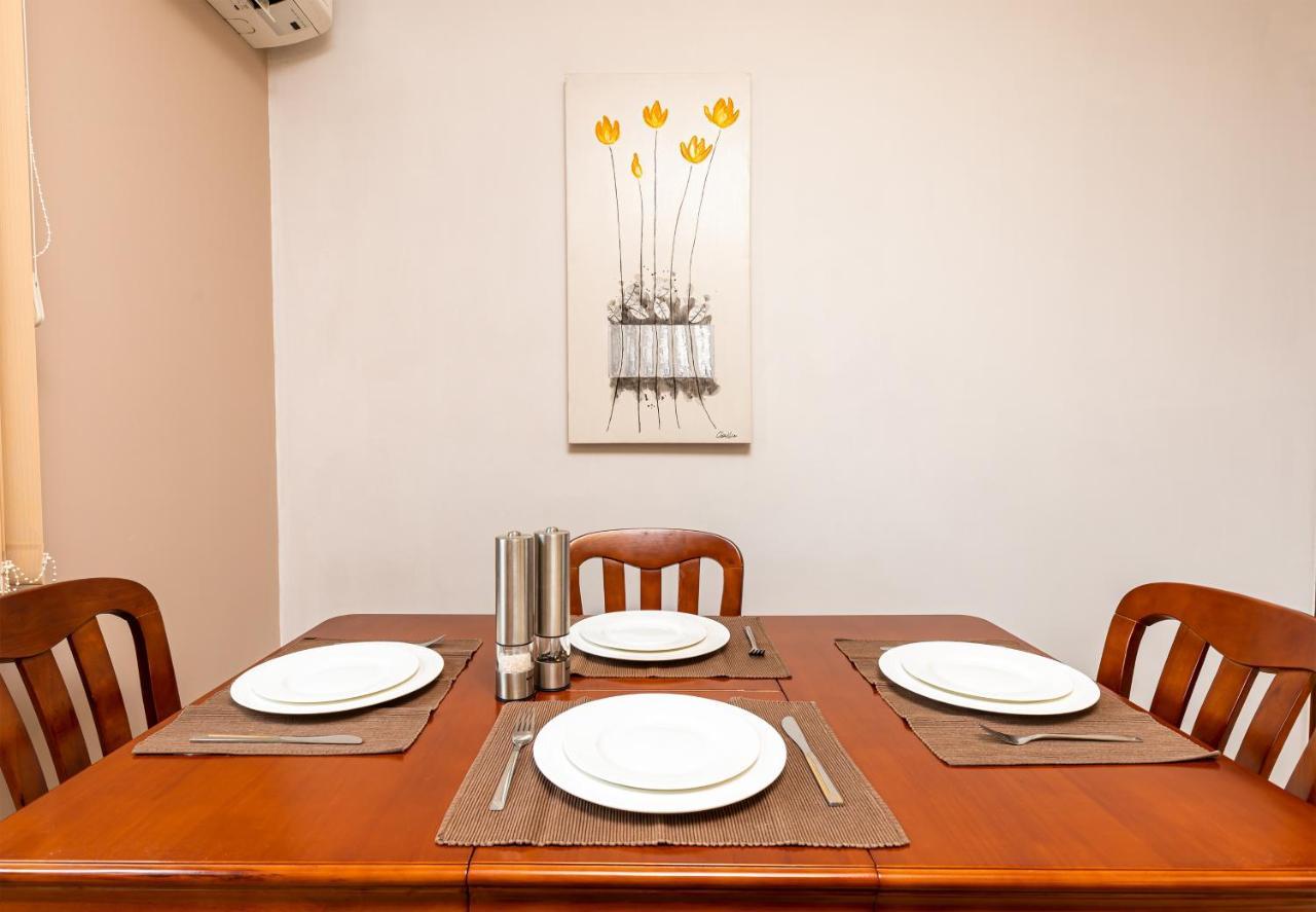 The Walnut 2Bd Apartment Plovdiv Eksteriør bilde