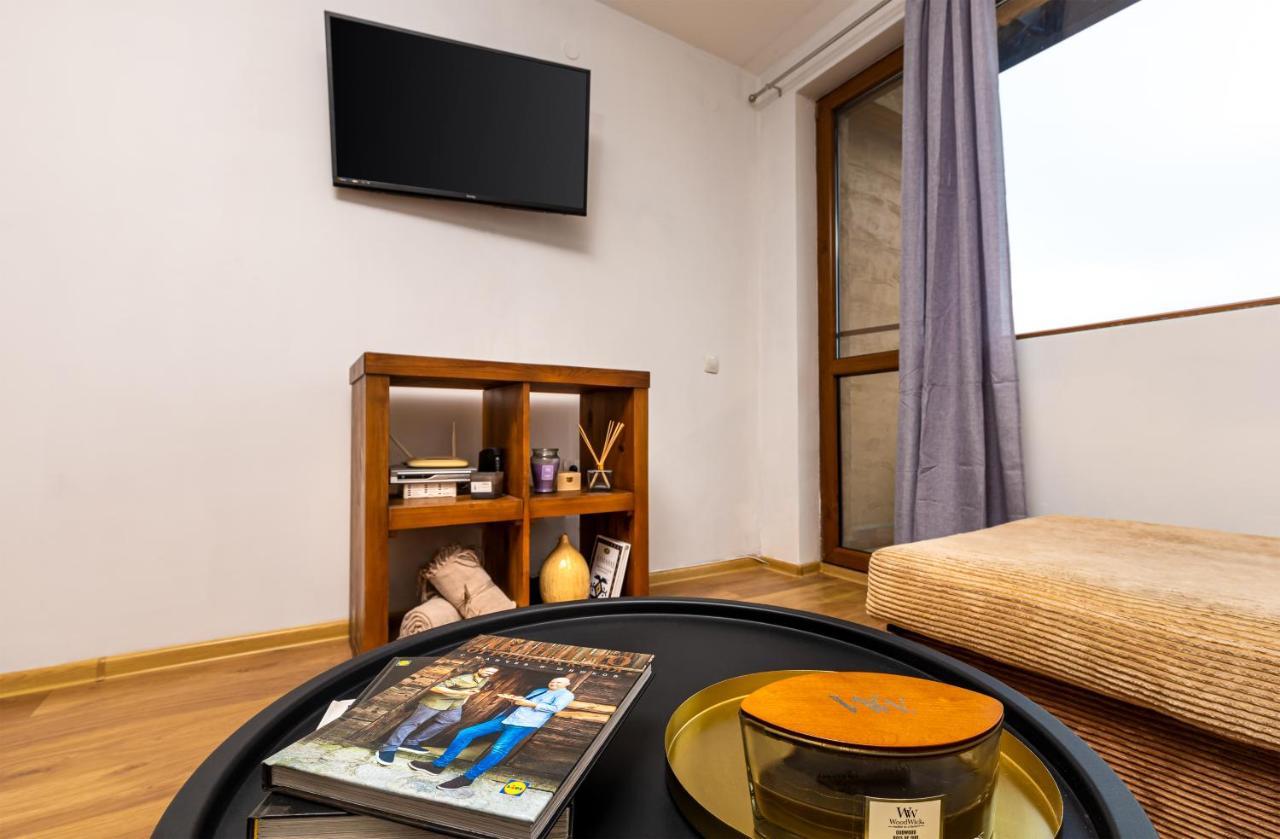 The Walnut 2Bd Apartment Plovdiv Eksteriør bilde